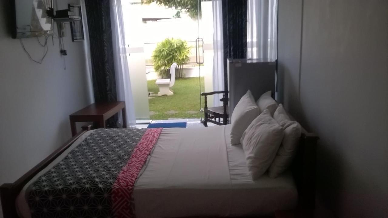 Anna Shanthi Villa Kandy Exterior foto