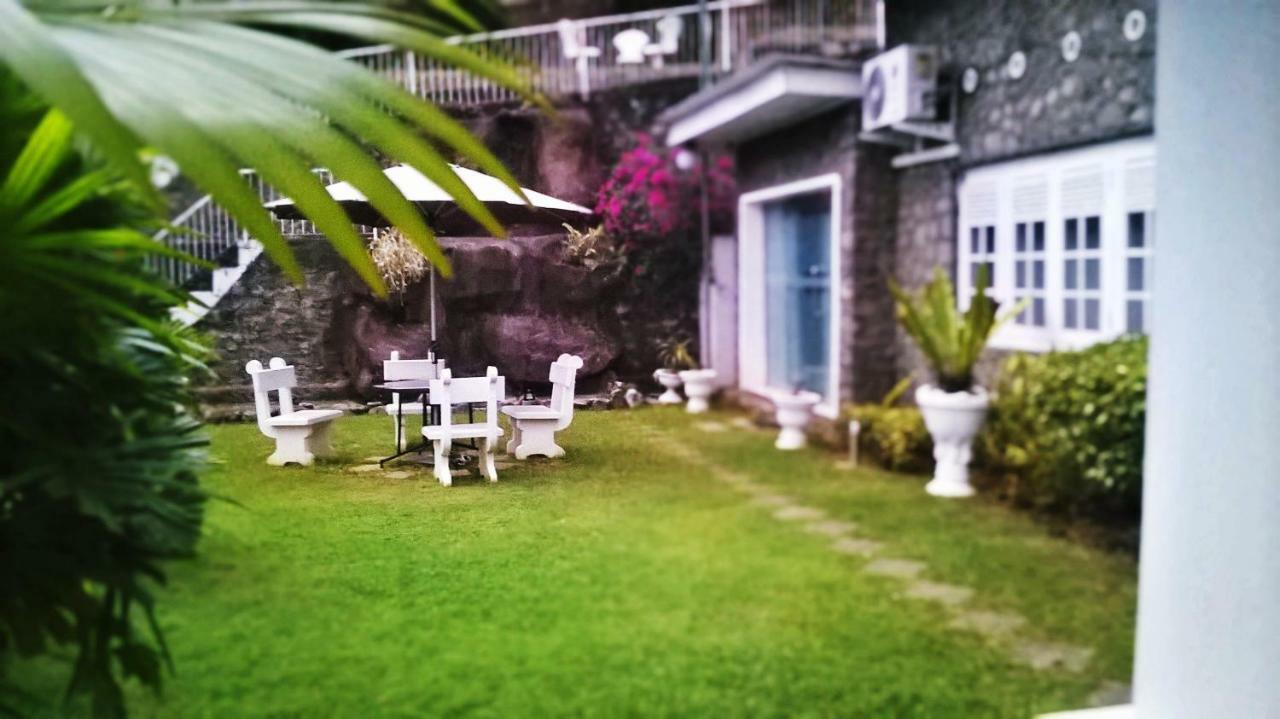 Anna Shanthi Villa Kandy Exterior foto
